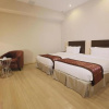 Отель Ideals Hotel, фото 3