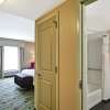 Отель Hampton Inn & Suites Raleigh/Crabtree Valley, фото 6