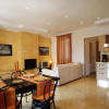 Отель Gorgeous 1 double bedroom apartment, фото 6