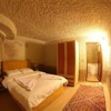 Отель Falcon Cave Suites, фото 5