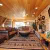 Отель No. 13 Ski-In/Ski-Out Bear Mountain - 5 Br Home, фото 2