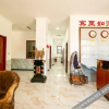 Отель Xianren Express Holiday Inn of Yi County, фото 2