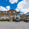 Отель Banff Boundary Lodge Mountainview Studio, фото 12