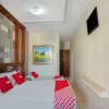 Отель OYO B Plaza Hotel, фото 2