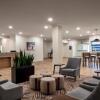 Отель Candlewood Suites Downtown, an IHG Hotel, фото 2