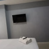 Отель Simply And Clean Studio At Vida View Makassar Apartment, фото 4