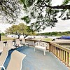 Отель Huge Lake Travis - 4 Bedroom Home, фото 14
