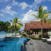 Отель Blue Harbor Beachfront Villas & Resto, фото 17