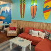 Отель Orange Tiki 2 Bedroom Townhouse, фото 14