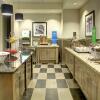 Отель Hampton Inn & Suites Roanoke-Downtown, фото 22