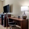 Отель Comfort Suites Plano - Dallas North, фото 4