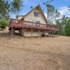 Отель Huckleberry Cabin - Pet Friendly With Big Deck 4 Bedroom Home by Redawning, фото 36