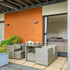 Отель 2 Challacombe - Luxury Apartment at Byron Woolacombe, only 4 minute walk to Woolacombe Beach!, фото 18