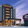 Отель Hampton Inn & Suites Ottawa West в Оттаве