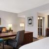 Отель Hampton Inn & Suites Mishawaka/South Bend at Heritage Square, фото 5