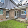 Отель New! Laplace Townhome, 9 Mi to Lake Pontchartrain!, фото 15
