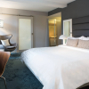 Отель Renaissance Albany Hotel, фото 3