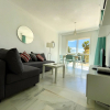 Отель South facing apartment, 7 mins walk from beach, фото 3