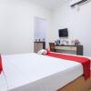 Отель RedDoorz near Tugu Pahlawan Surabaya, фото 12