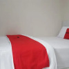 Отель RedDoorz Syariah near Kampus UNSOED 2, фото 9