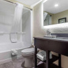 Отель Quality Inn & Suites, фото 8