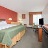 Отель Days Inn & Suites by Wyndham Mt Pleasant, фото 7