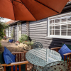 Отель Courtyard Cottage, Poplar Farm Barn, фото 11