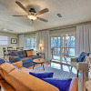 Отель Cozy Beaver Lake Cabin w/ Waterfront View & Kayaks, фото 10