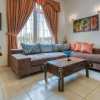 Отель Beautiful Large 4 B/R Villa W/ Pool Jumeirah Island, фото 23