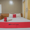 Отель RedDoorz near Politeknik Ilmu Pelayaran 2, фото 12
