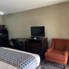 Отель Westbridge Inn & Suites, фото 6
