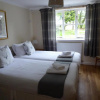 Отель Auchendennan Luxury Self Catering Cottages, фото 5