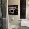 Отель Trendy West Town Flat - 2 bed / 1.5 bath w parking, фото 11