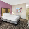 Отель La Quinta Inn & Suites by Wyndham Hillsboro, фото 3