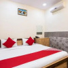 Отель OYO 27755 Samrat, фото 4