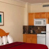 Отель Hollywood Beach Resort- One Bedroom Ocean View, фото 3