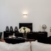 Отель Luxurious and Spacious 3 Bed in Battersea, фото 11