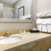 Отель Quality Inn and Suites Apex Holly Springs, фото 3