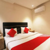 Отель OYO 49069 A Suites, фото 8