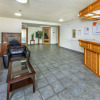 Отель Lakeview Inn & Suites - Edson East, фото 2