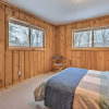 Отель Relaxing Home Mins From Mt Snow, Hiking, & Lakes, фото 18