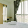 Отель Comfort And Minimalist 2Br At Skylounge Tamansari Apartment, фото 10