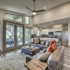 Отель Upscale 5 BR Home With Great Views on Lake Travis, фото 12