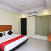 Отель OYO 20032 SilverKey Medanta, фото 4