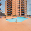 Отель Stunning Ground Floor Condo With Lush Lawn Overlooking White Sands, фото 34