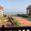 Отель Studio moderne accès plage, piscine et tennis, фото 1