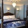 Отель The Pendleton House Bed and Breakfast в Пендлтоне