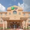 Отель Holiday Inn Express Hotel & Suites Terrell, an IHG Hotel, фото 1
