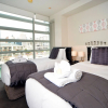 Отель QV 2 Bedroom Apt Overlooking Marina -680, фото 5