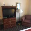 Отель Evergreen Inn and Suites, фото 5